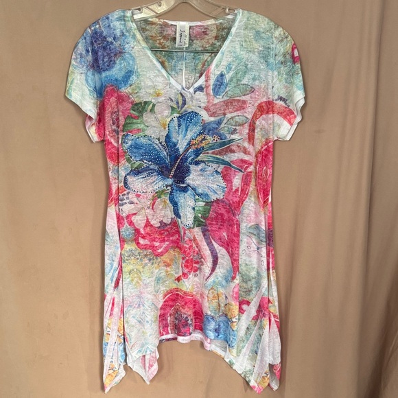 Floral Multicolor V-Neck Women's Top - Picture 1 of 6